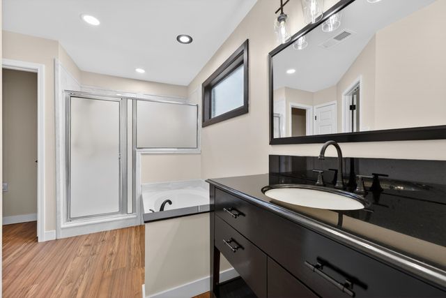 1107 W RED FERN CIR, Cordova, TN 38018