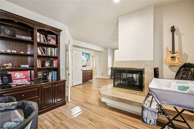 193 Webster Way, Henderson, NV 89074