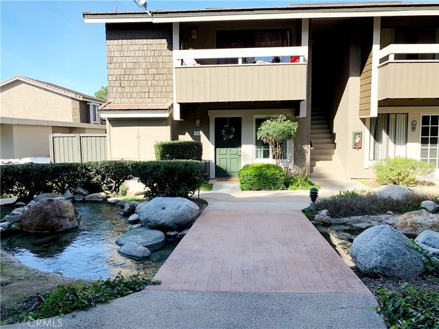 55 Streamwood, Irvine, CA 92620