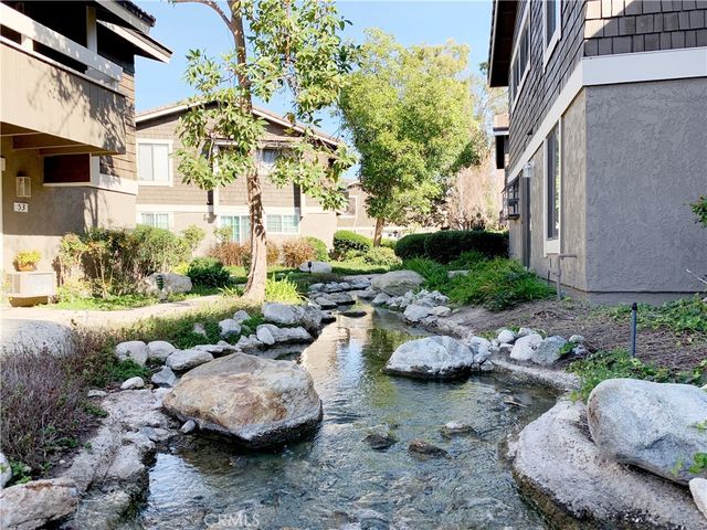 55 Streamwood, Irvine, CA 92620