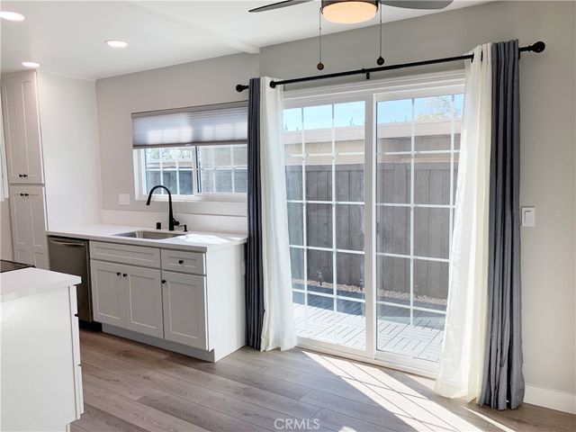 55 Streamwood, Irvine, CA 92620