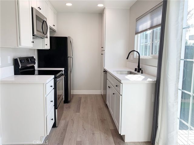 55 Streamwood, Irvine, CA 92620