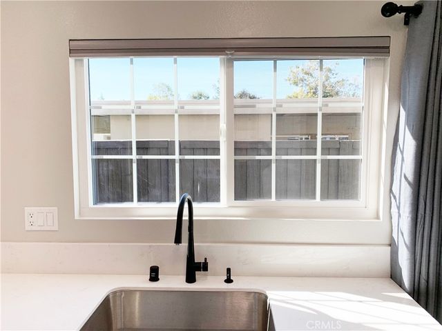 55 Streamwood, Irvine, CA 92620