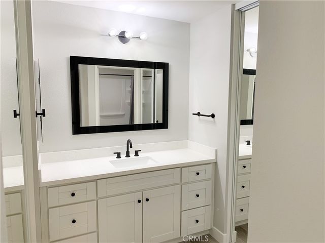 55 Streamwood, Irvine, CA 92620