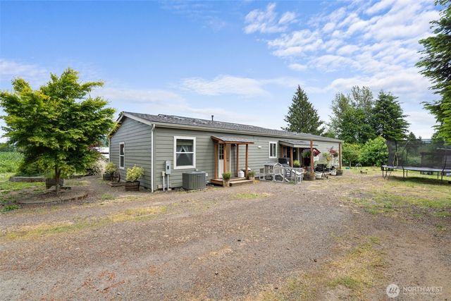 1583 State Route 122, Silver Creek, WA 98585