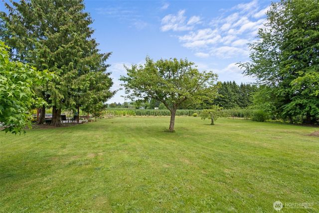 1583 State Route 122, Silver Creek, WA 98585