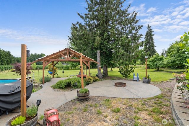 1583 State Route 122, Silver Creek, WA 98585
