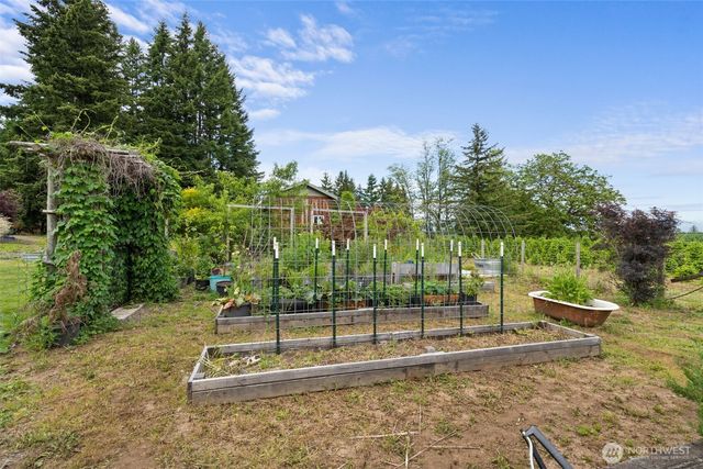 1583 State Route 122, Silver Creek, WA 98585