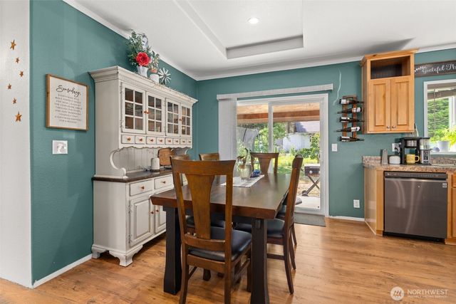 1583 State Route 122, Silver Creek, WA 98585