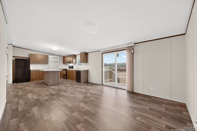 312 Maravillas, Pleasanton, TX 78064