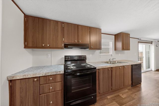 312 Maravillas, Pleasanton, TX 78064