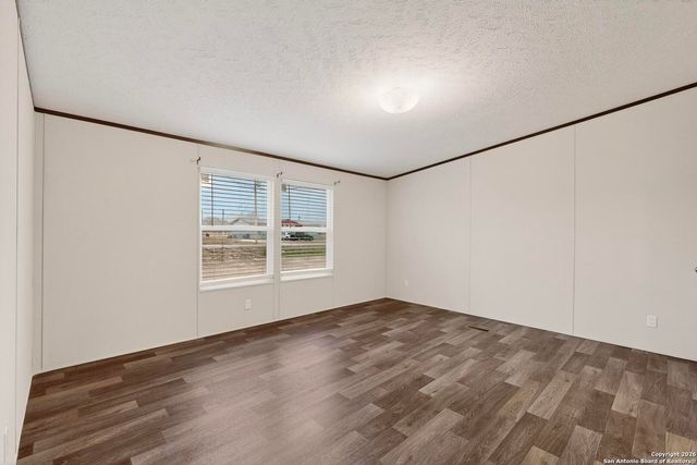 312 Maravillas, Pleasanton, TX 78064