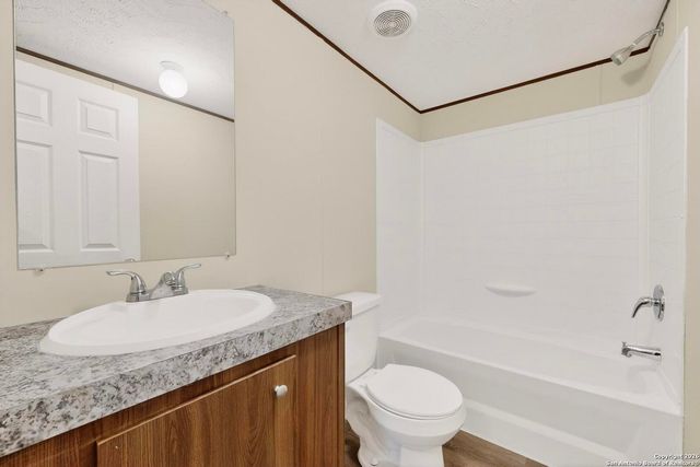 312 Maravillas, Pleasanton, TX 78064