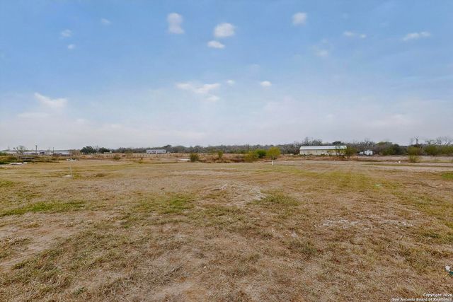 312 Maravillas, Pleasanton, TX 78064