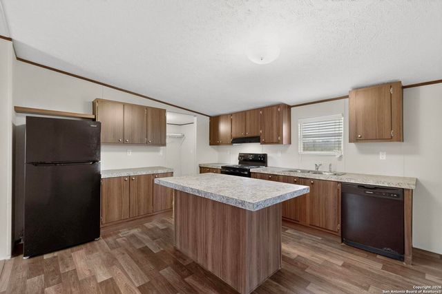 312 Maravillas, Pleasanton, TX 78064