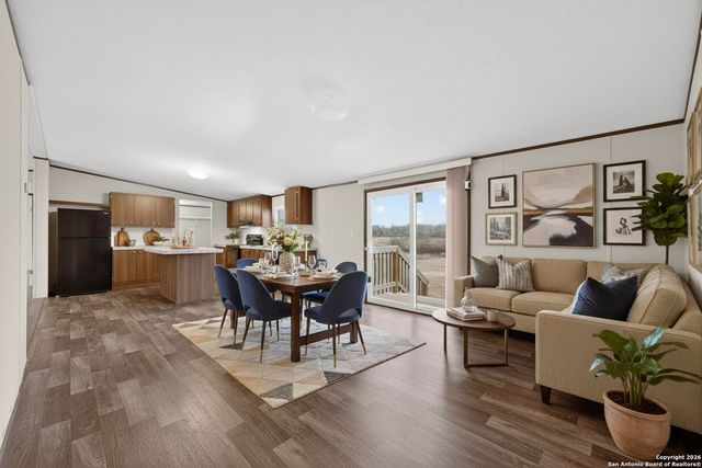 312 Maravillas, Pleasanton, TX 78064