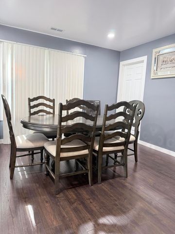 1401 Fairlane Drive, Valparaiso, IN 46383
