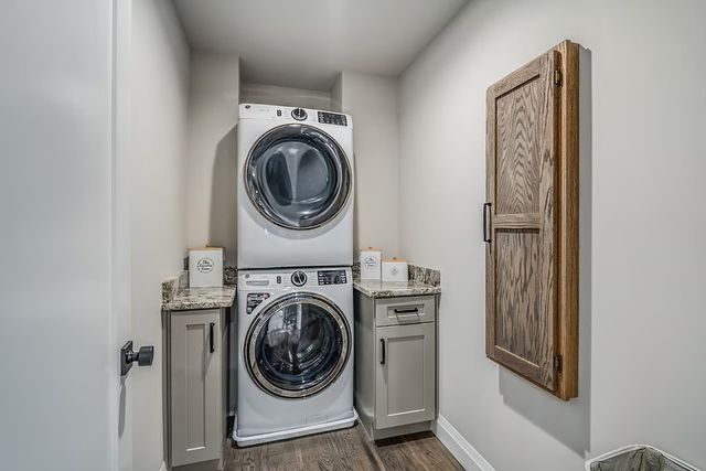 2307A Burns St, Nashville, TN 37216