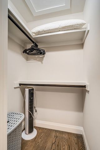 2307A Burns St, Nashville, TN 37216