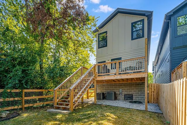 2307A Burns St, Nashville, TN 37216