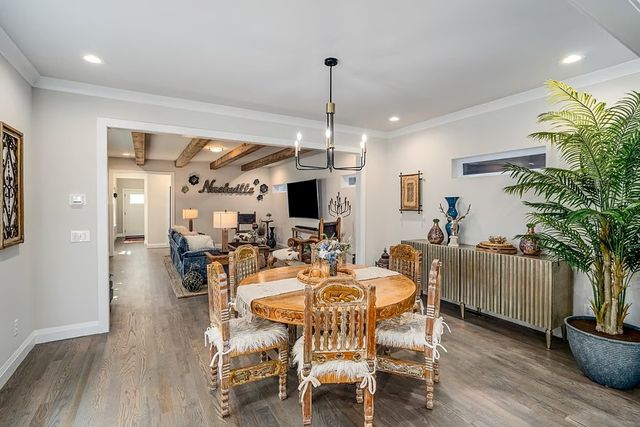 2307A Burns St, Nashville, TN 37216