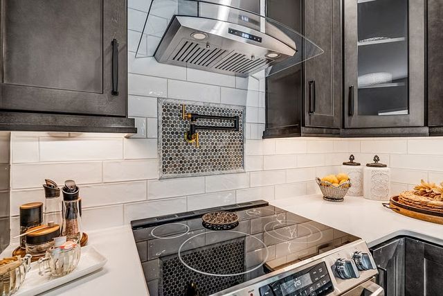 2307A Burns St, Nashville, TN 37216