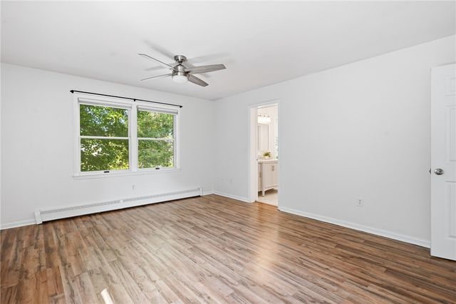 2 Lafayette Drive, Bristol, RI 02809