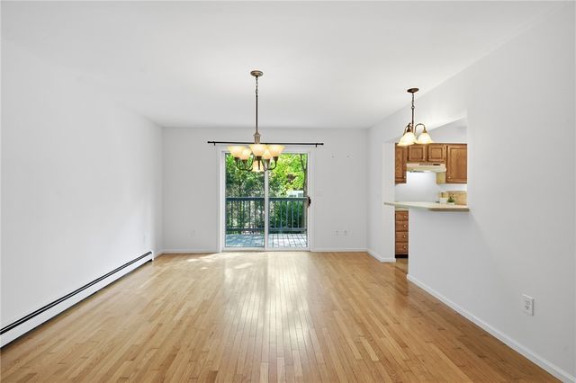 2 Lafayette Drive, Bristol, RI 02809