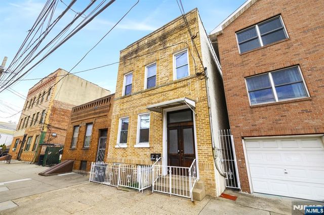 12 Wright Avenue, Jersey City, NJ 07306