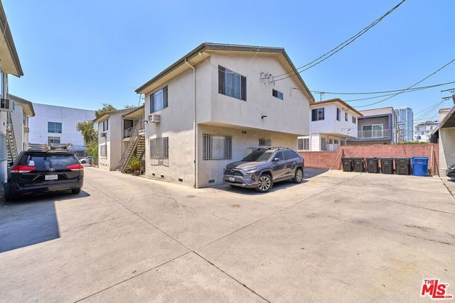 964 S New Hampshire Avenue, Los Angeles, CA 90006