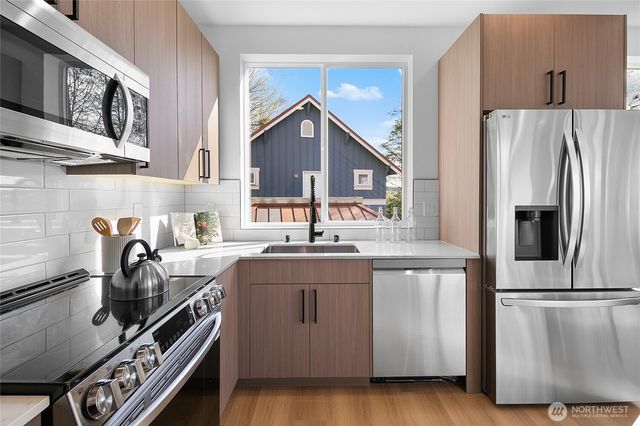 1804 28th Avenue S, Seattle, WA 98144