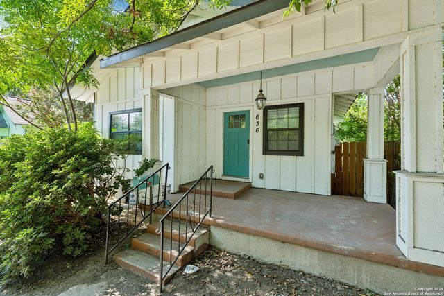 636 Kentucky, San Antonio, TX 78201