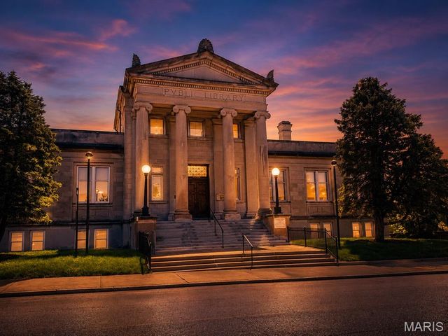 6525 Michigan Avenue, St Louis, MO 63111