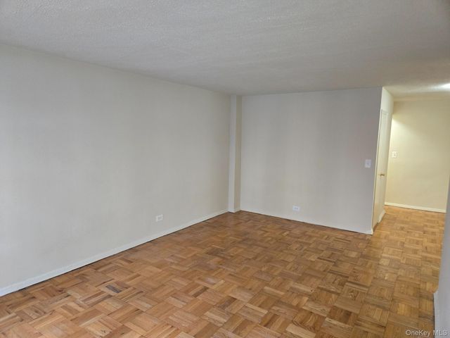 2835 Webb Avenue 2J, Bronx, NY 10468