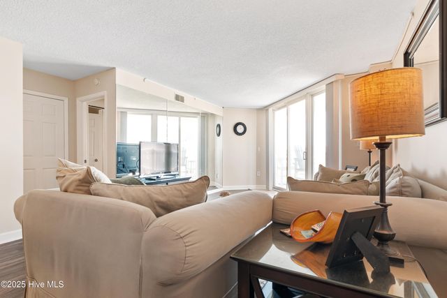 2000 New River Inlet Road 3113, North Topsail Beach, NC 28460