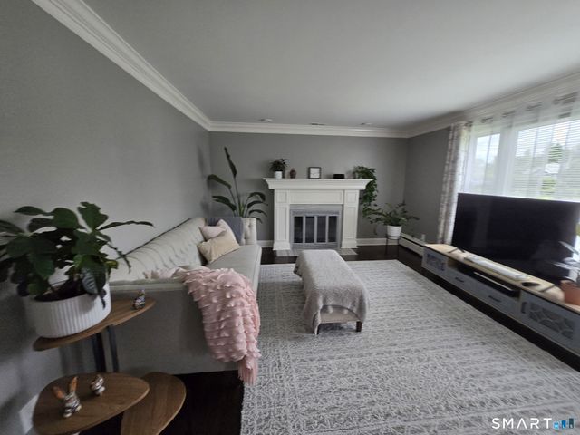 4 Ascolese Road, Trumbull, CT 06611