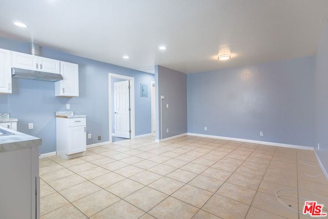 312 E 92nd Street, Los Angeles, CA 90003