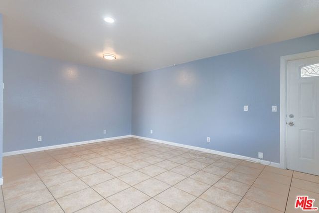 312 E 92nd Street, Los Angeles, CA 90003