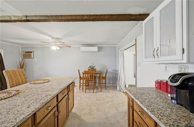 196 Beach DR, Hartfield, VA 23071