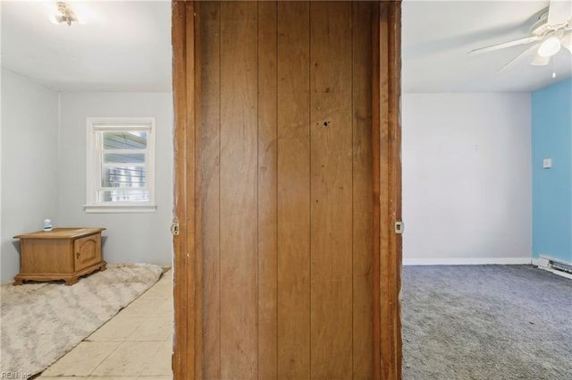 196 Beach DR, Hartfield, VA 23071