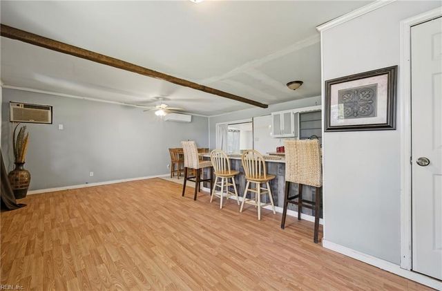196 Beach DR, Hartfield, VA 23071