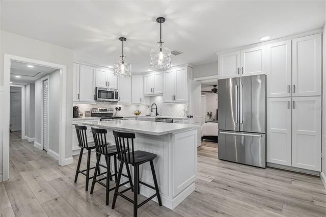 3044 55TH STREET N, St Petersburg, FL 33710