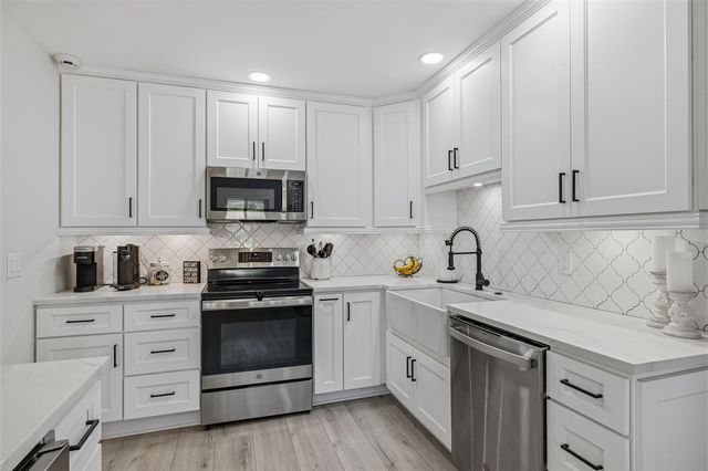 3044 55TH STREET N, St Petersburg, FL 33710