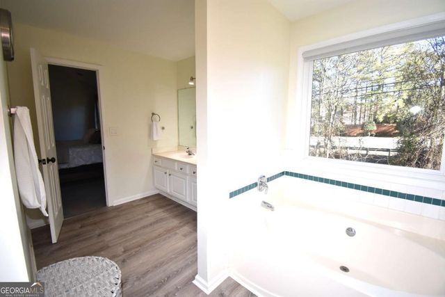 550 Swan Creek Court, Suwanee, GA 30024