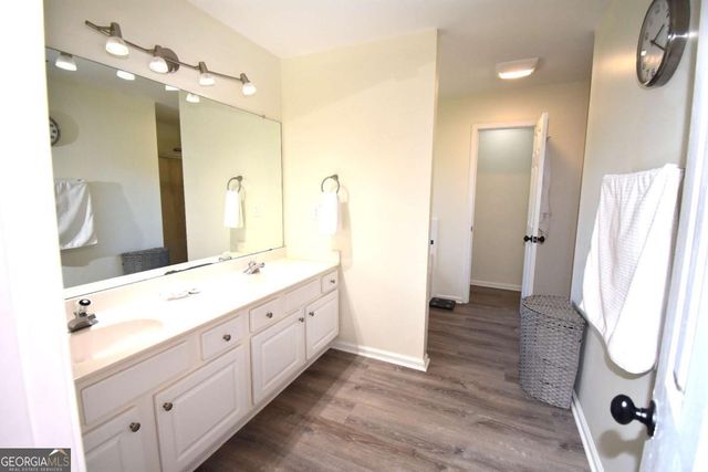 550 Swan Creek Court, Suwanee, GA 30024