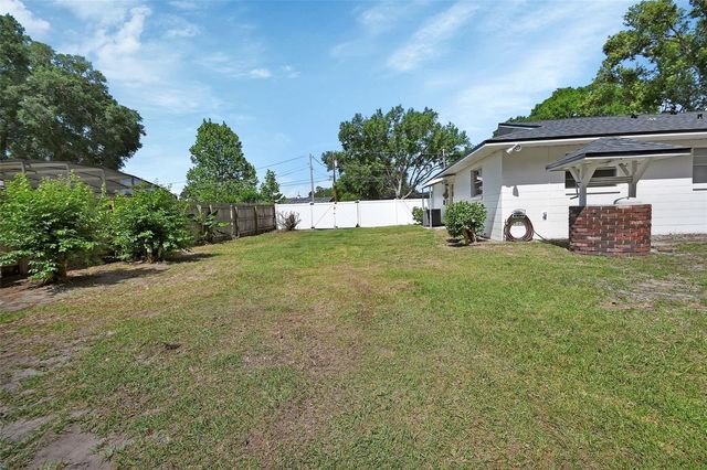 1939 WALLACE COURT, Deland, FL 32720