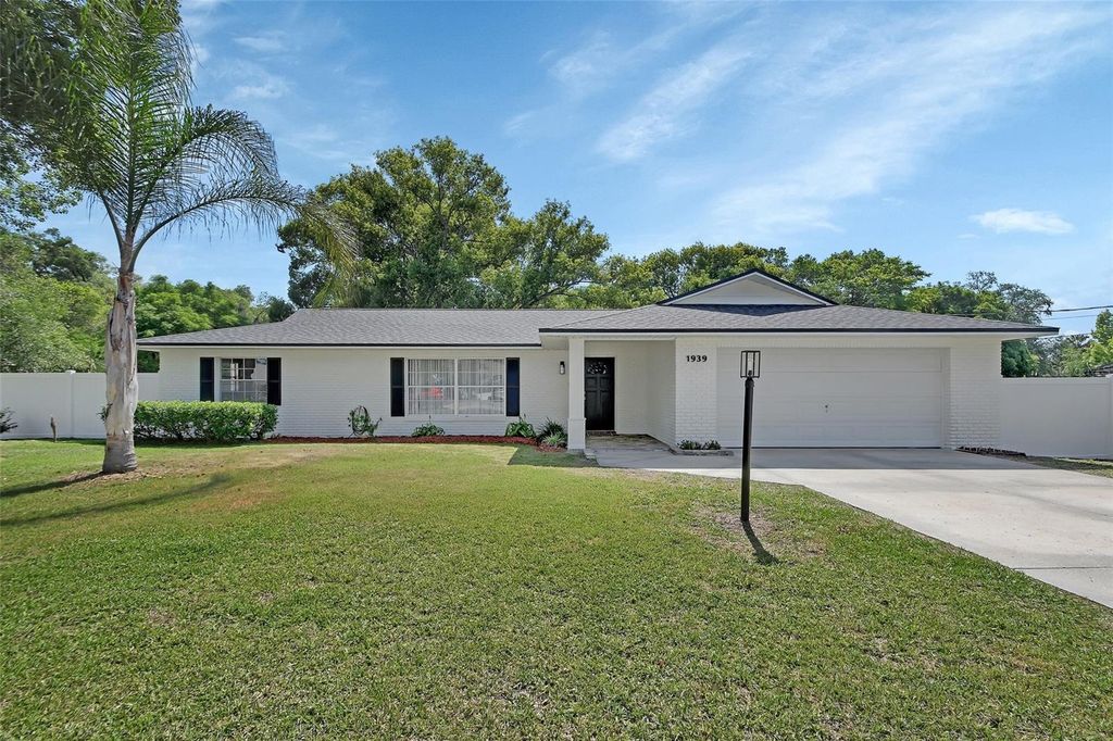 1939 WALLACE COURT, Deland, FL 32720
