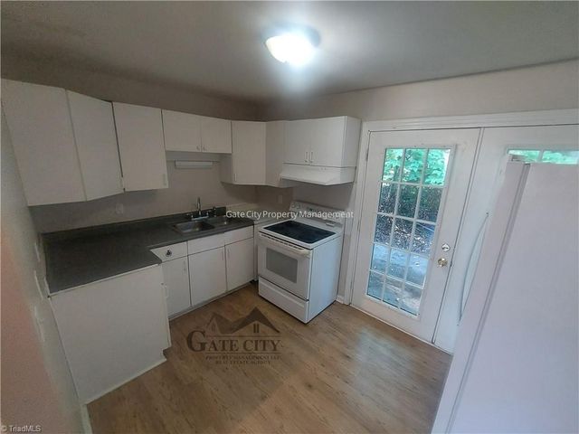 2021 Maywood Street F, Greensboro, NC 27403