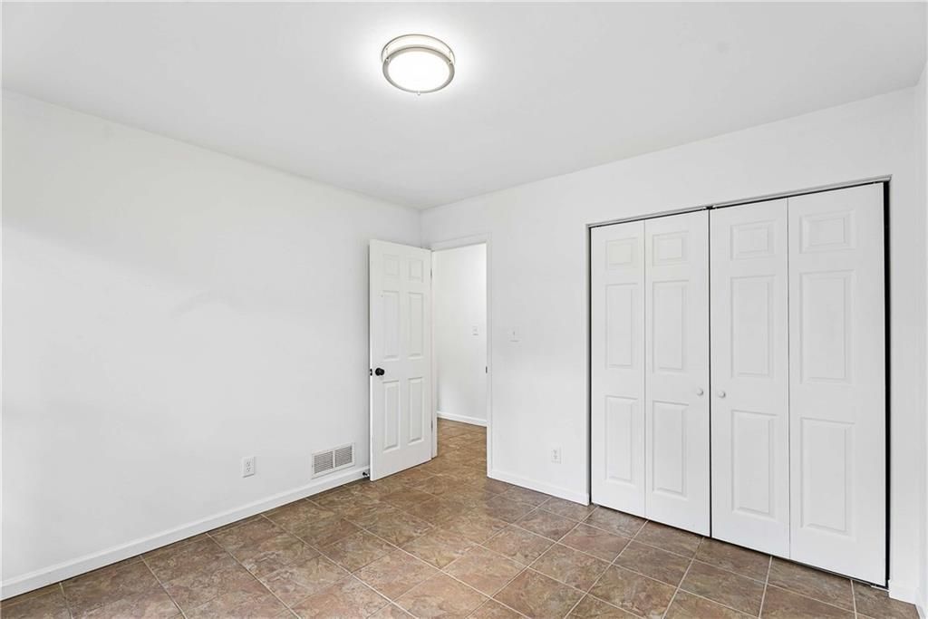 Image 14 of property listing at 1611 Northlake Springs Court, Decatur, GA 30033