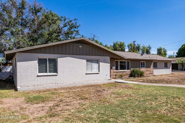 136 E PALMCROFT Drive, Tempe, AZ 85282